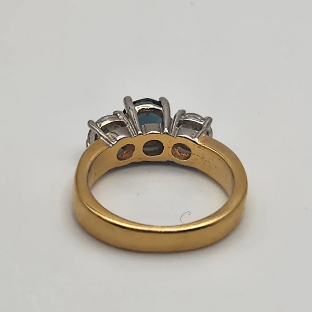Vintage 18KT HGE Blue & Clear Cubic Zirconia Ring (7)